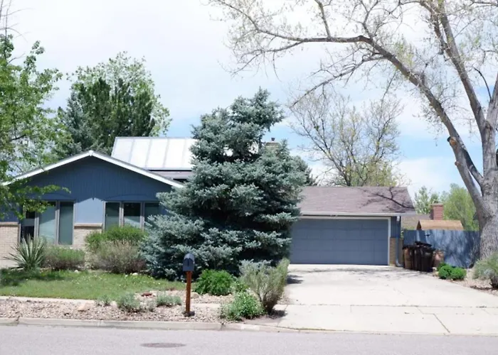 5 Bedroom, 7 Beds, 3 Bath - Sleeps 12, Great For Families