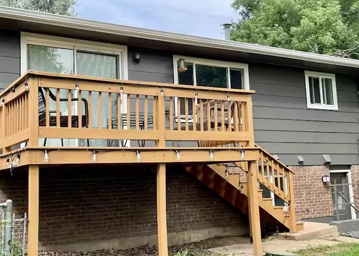 4 Bedrooms And 5 Beds With Game Room Only 5 Min Drive To College And Perfect For Family'S