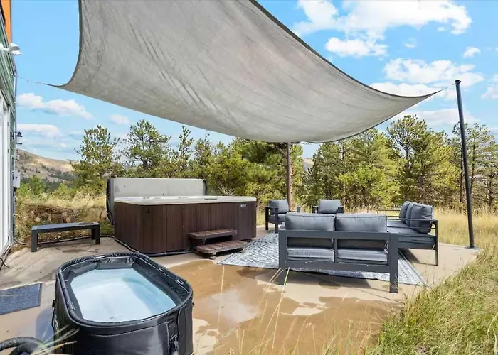 15 Min To Boulder Rope Course Hot Tub & Views